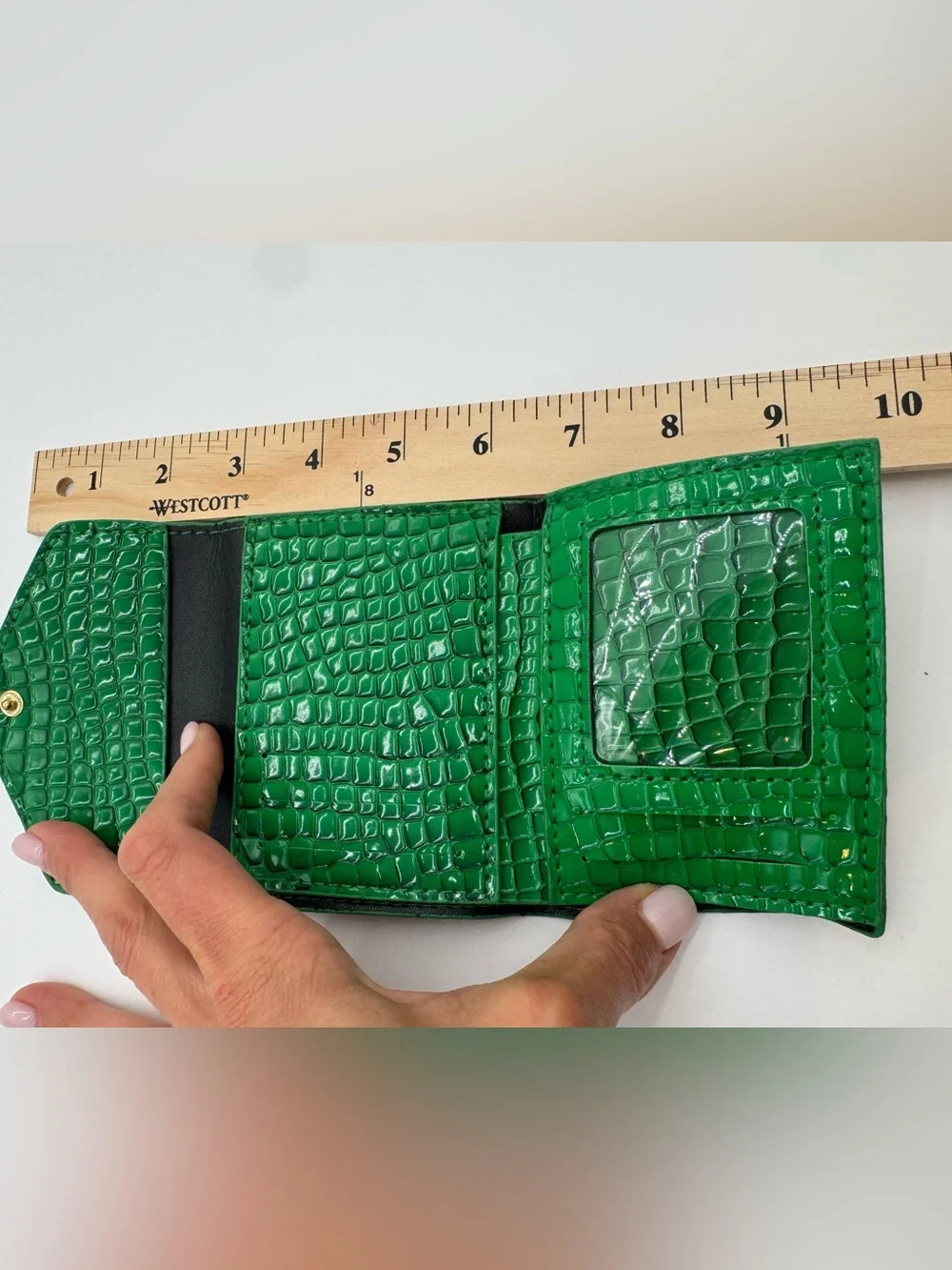 Anthropologie Green Croc-Embossed Envelope wallet